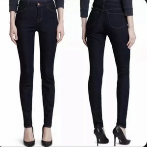 J Brand Jeans | J Brand Maria High Rise Skinny in After Dark | Size 26